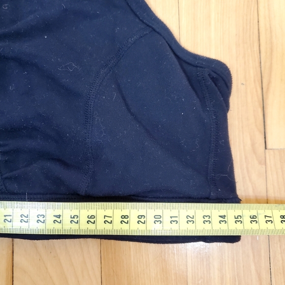 🍋🍋LULULEMON BLACK CRISS CROSS STRAPS MESH SPORT BRA - Picture 4 of 5